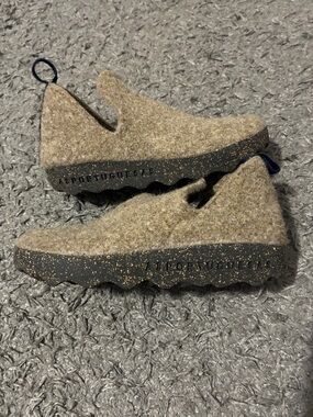Asportuguesas wool slippers